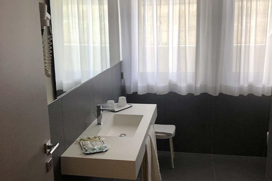 Albergo Capo Est Gabicce Mare Exteriör bild